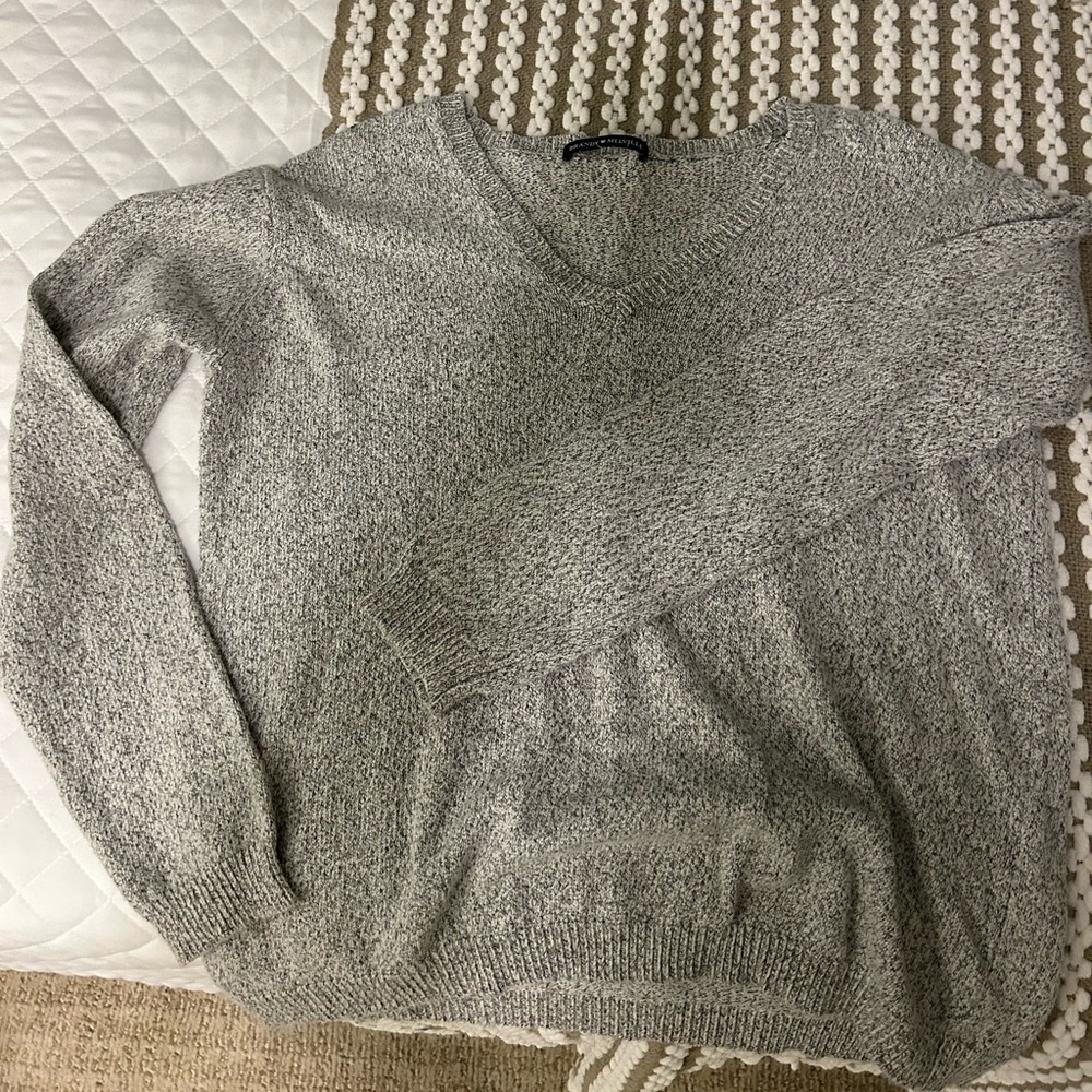 Brandy Melville grey v neck sweater